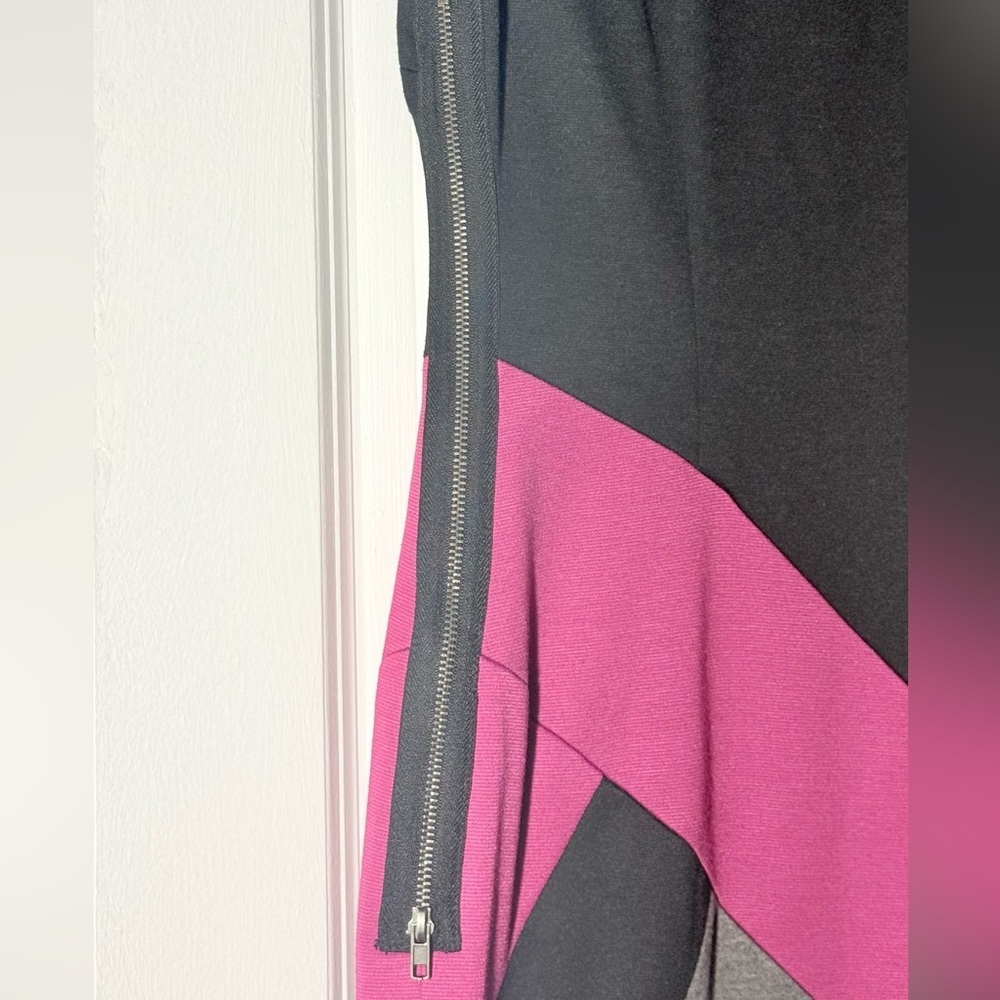 Maggy L Color Block Sheath Dress Size 6 Pink Grey Black Geometric Work Party - Picture 6 of 8